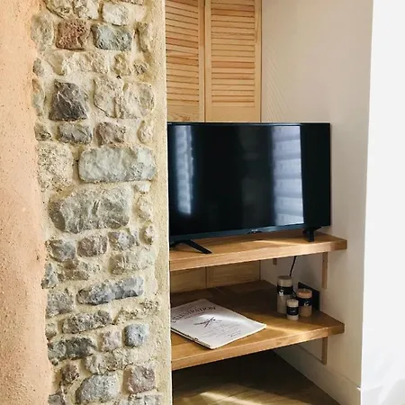Le Salon De L'isle * Карантан