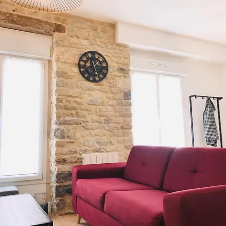 Le Salon De L'isle Holiday home