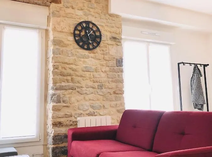 Le Salon De L'isle Holiday home